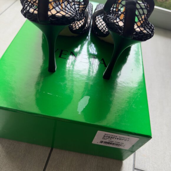 NWT BOTTEGA VENETA MESH BLACK PUMP - Picture 13 of 13